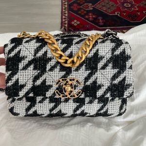 Chanel 19 Tweed Bag